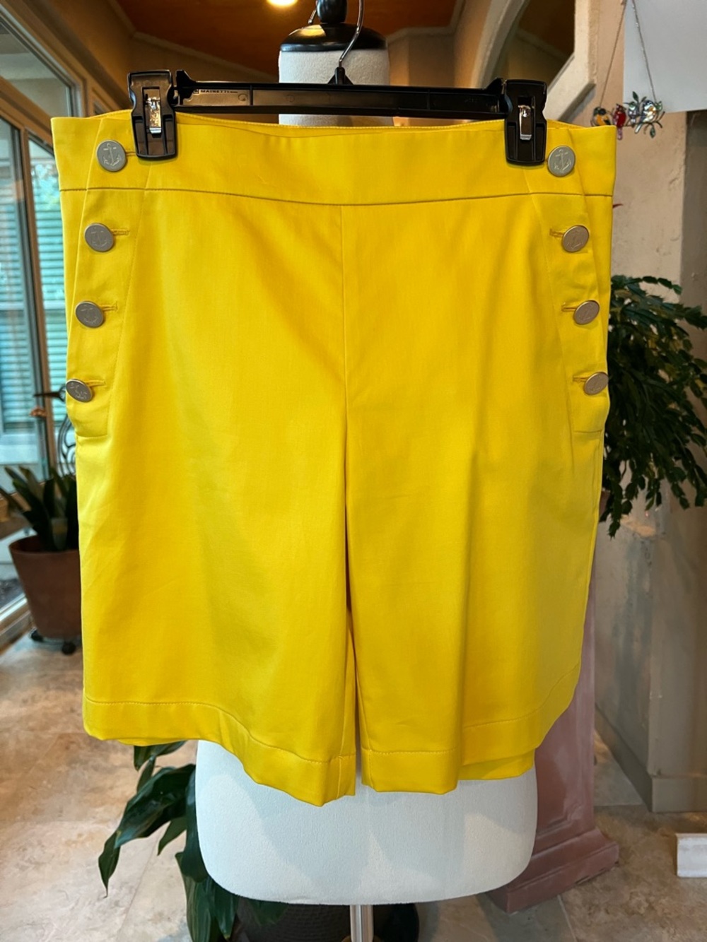 Max Mara dress shorts, size 10.